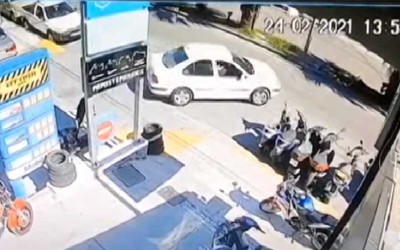 Κάμερα κατέγραψε τροχαίο στο Ηράκλειο Κρήτης [Video]