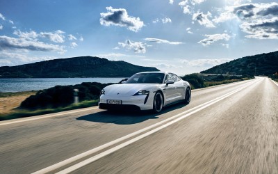 Δοκιμή Porsche Taycan 4S: Thunderstruck!