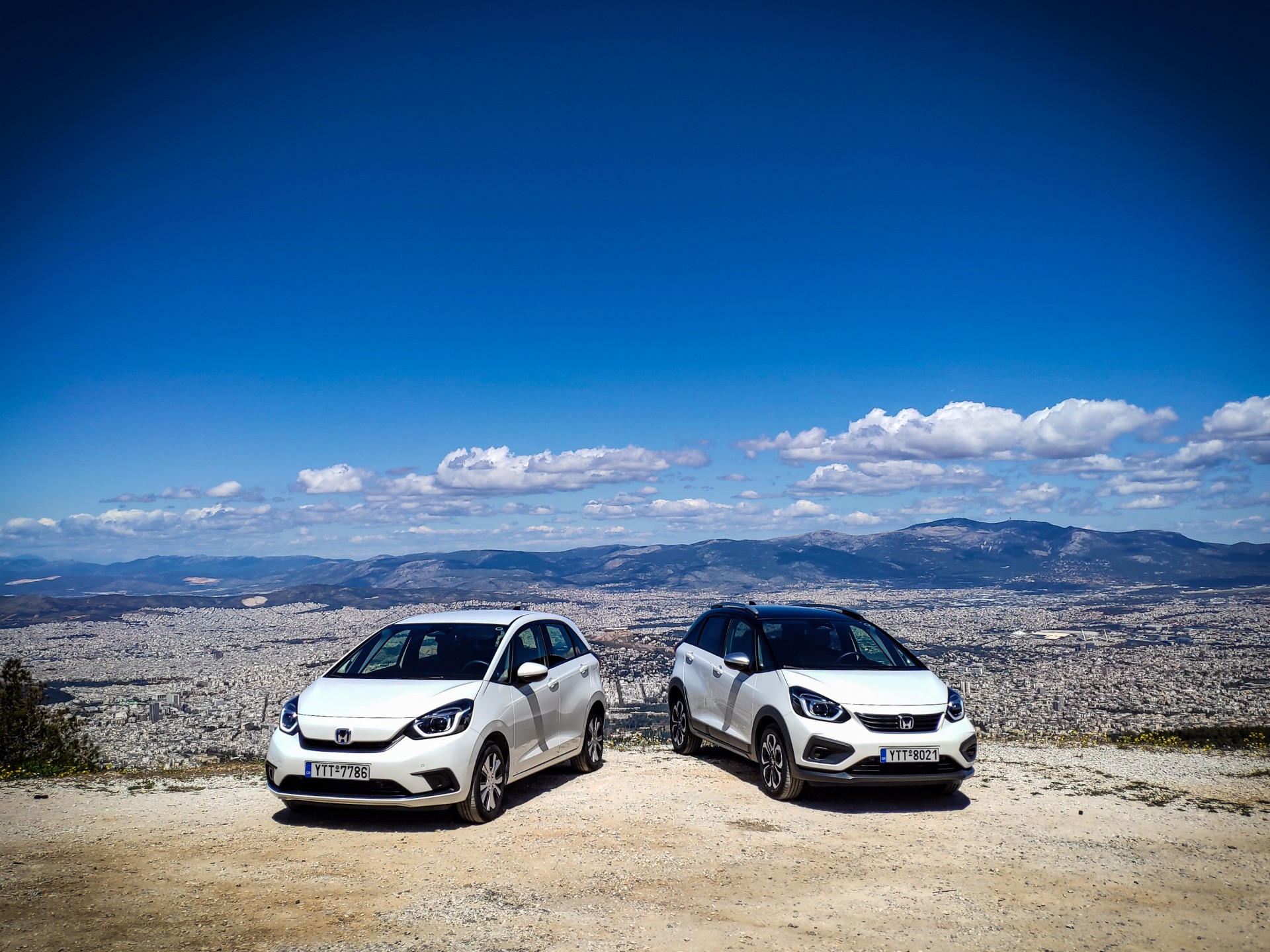 Δοκιμάζουμε τα νέα Honda Jazz Hybrid & Jazz Crosstar: Ποιο από τα δύο σου αρέσει περισσότερο;