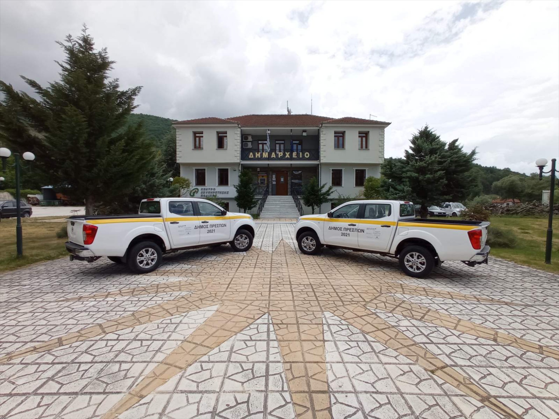 Με ποιο pick-up ενισχύει τις υπηρεσίες του o Δήμος Πρεσπών; 