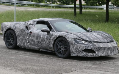 Η Ferrari επιστρέφει στους V6 – Πότε θα παρουσιαστεί το υβριδικό supercar (video)
