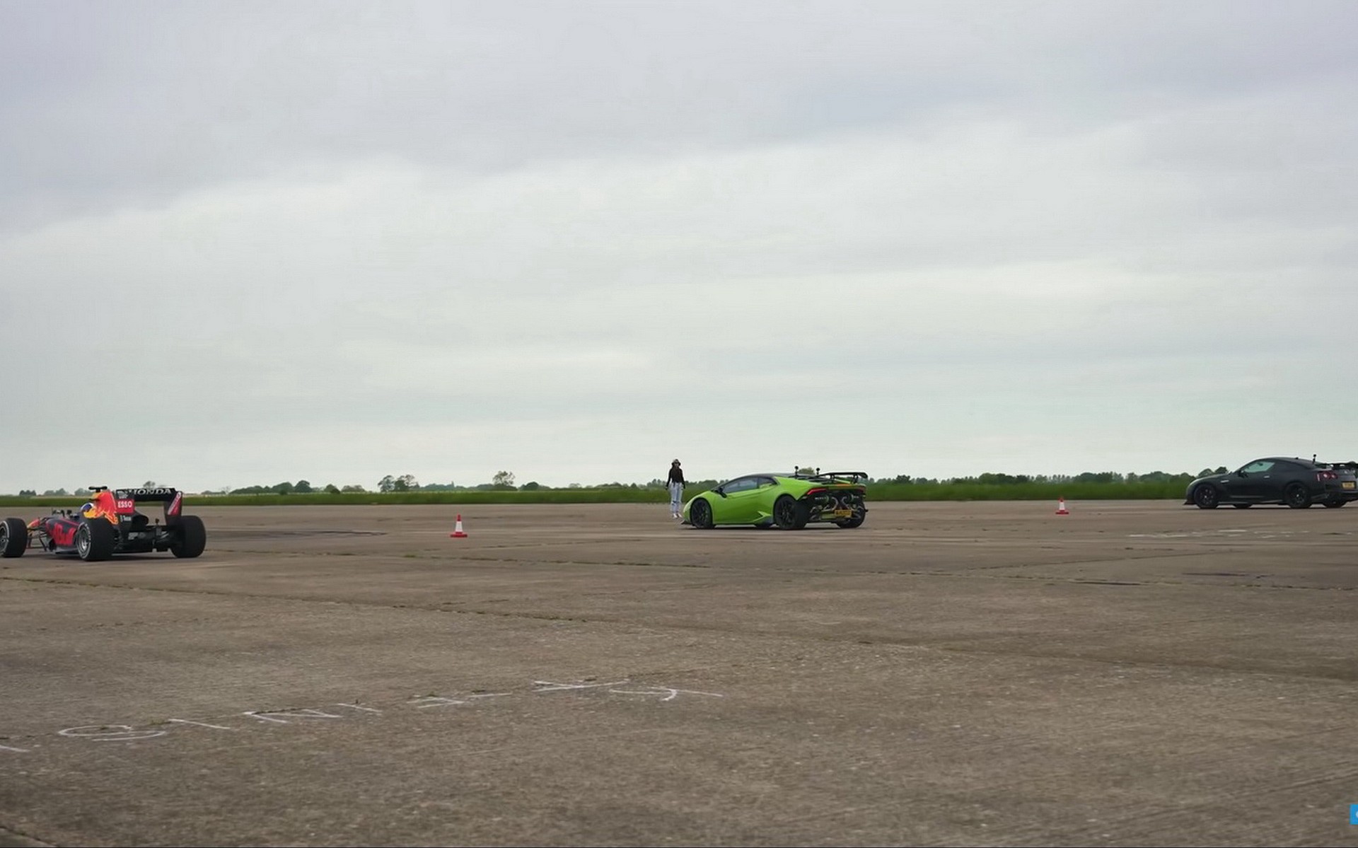 Μεταξύ μιας Lamborghini 1200 ίππων, ενός GT-R NISMO 1300 ίππων και ενός μονοθεσίου F1 ποιος θα νικούσε; [Video]