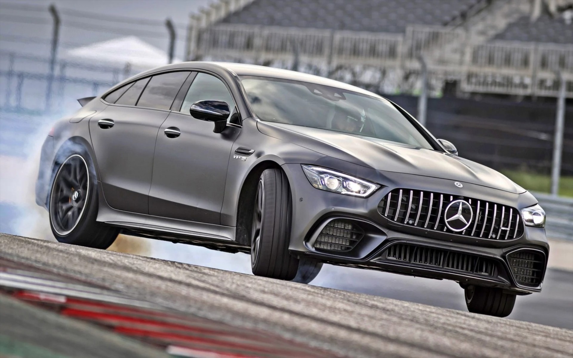 Έρχεται η πιο extreme έκδοση της Mercedes-AMG GT 4 Door με πάνω από 810 άλογα 