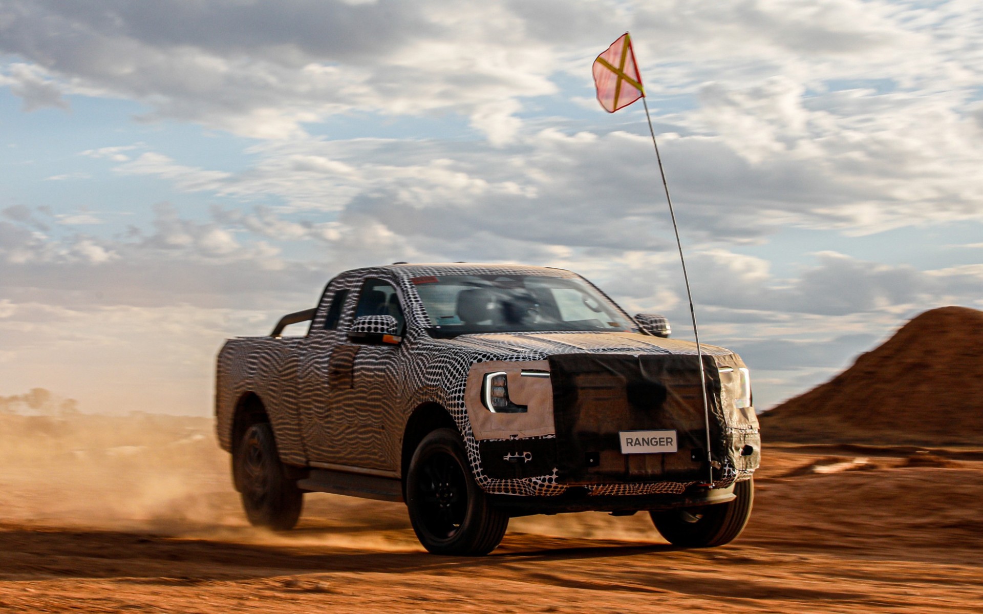 Οι πρώτες δοκιμές του νέου Ford Ranger [Video]