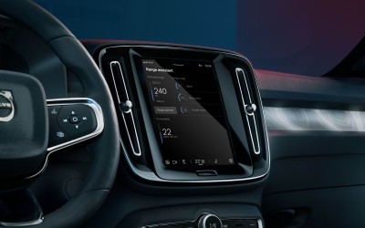Η Volvo προσφέρει ασύρματη ενημέρωση που βελτιώνει την αυτονομία στα αμιγώς ηλεκτροκίνητα μοντέλα της