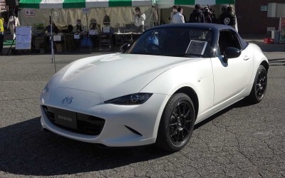 Mazda MX-5 990S, η πιο λιτοδίαιτη έκδοση με βάρος 990 κιλά [Video]