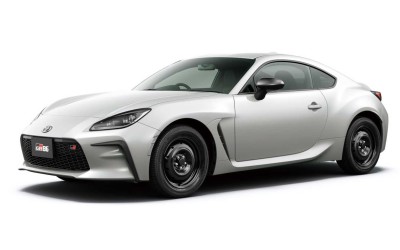 Toyota GR86 RC: Η βασική έκδοση του σπορ μοντέλου με σιδερένιες ζάντες!