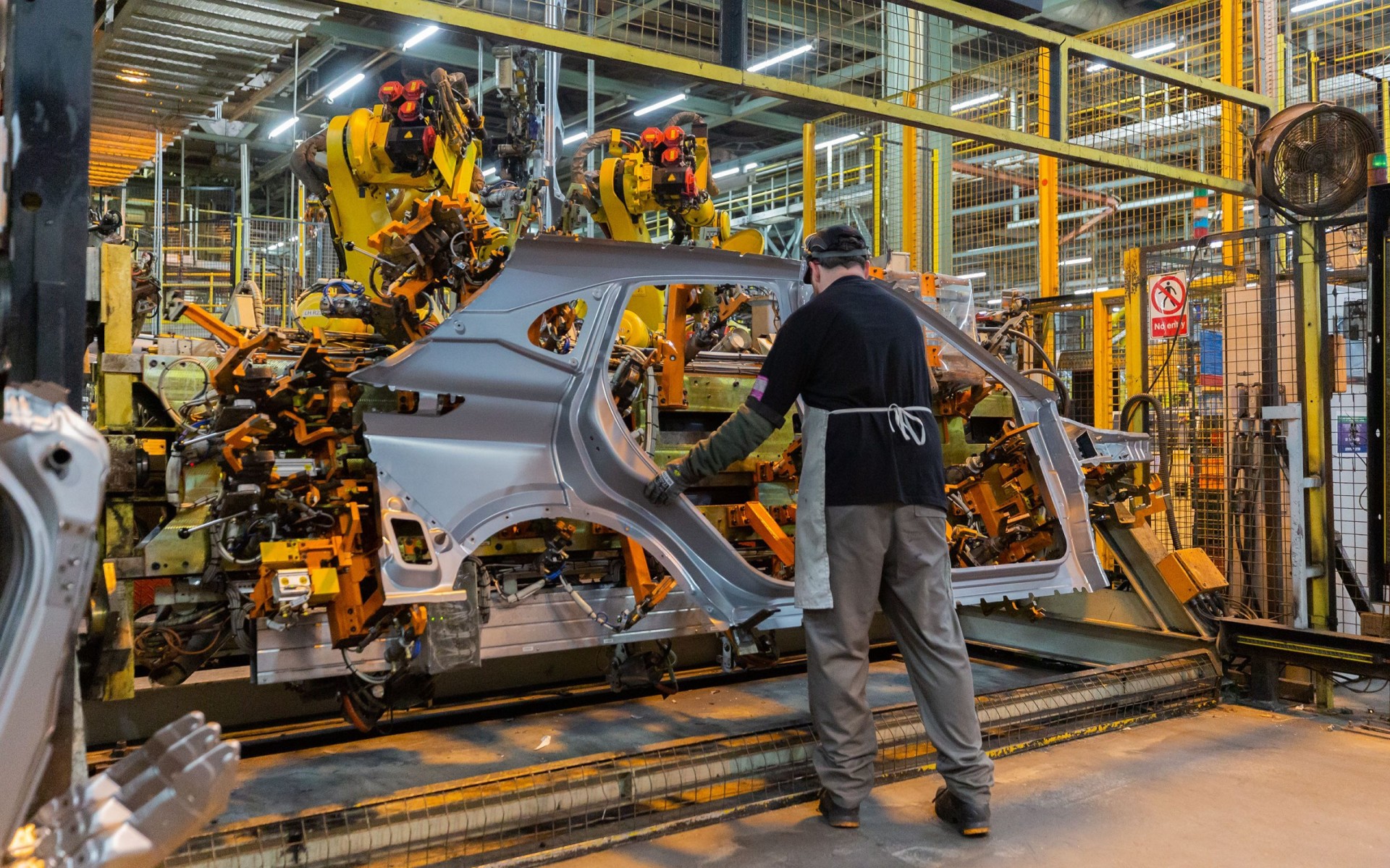 Αρνητικό ρεκόρ παραγωγής αυτοκινήτων σπάει η Μεγάλη Βρετανία 