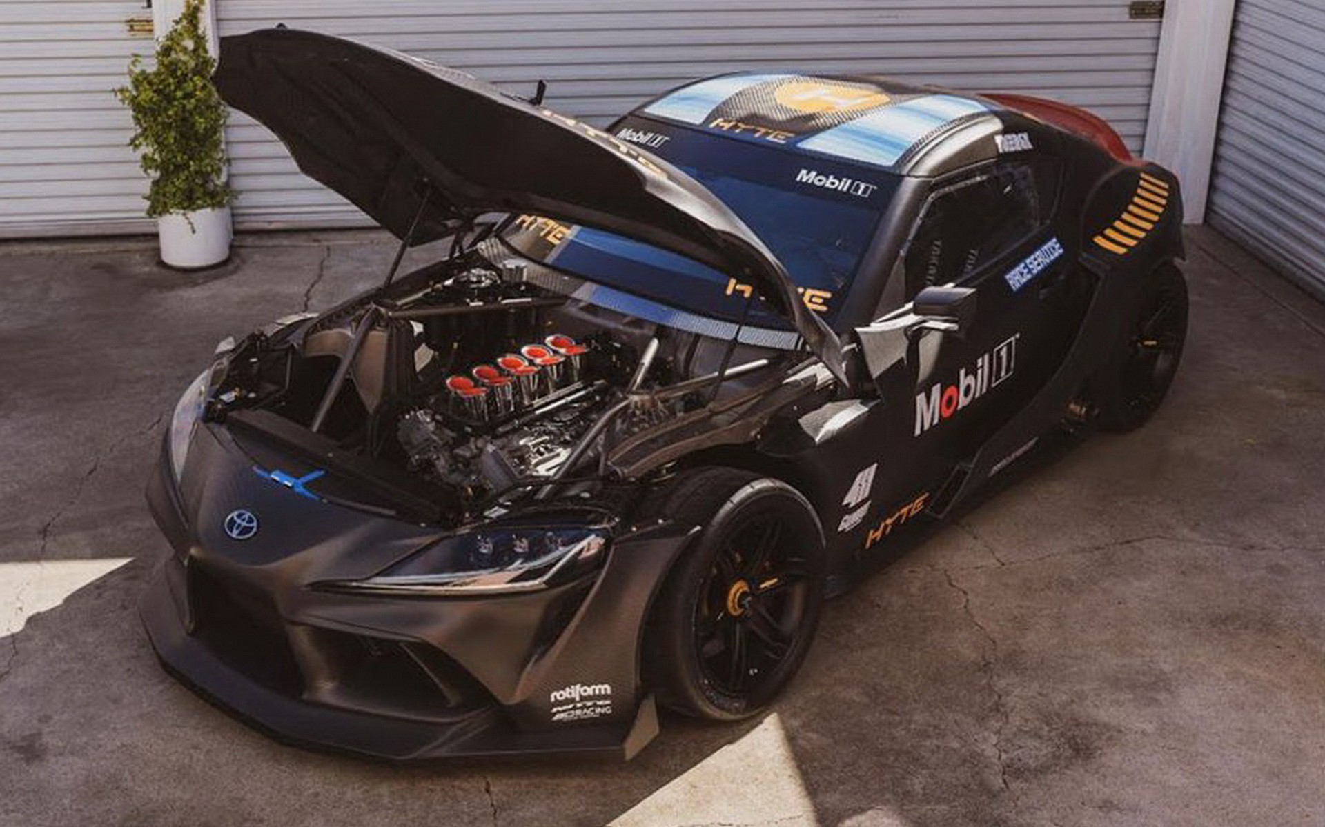 «Τρελαμένο» Toyota Supra με κόφτη στις 11.000rpm! [Video]