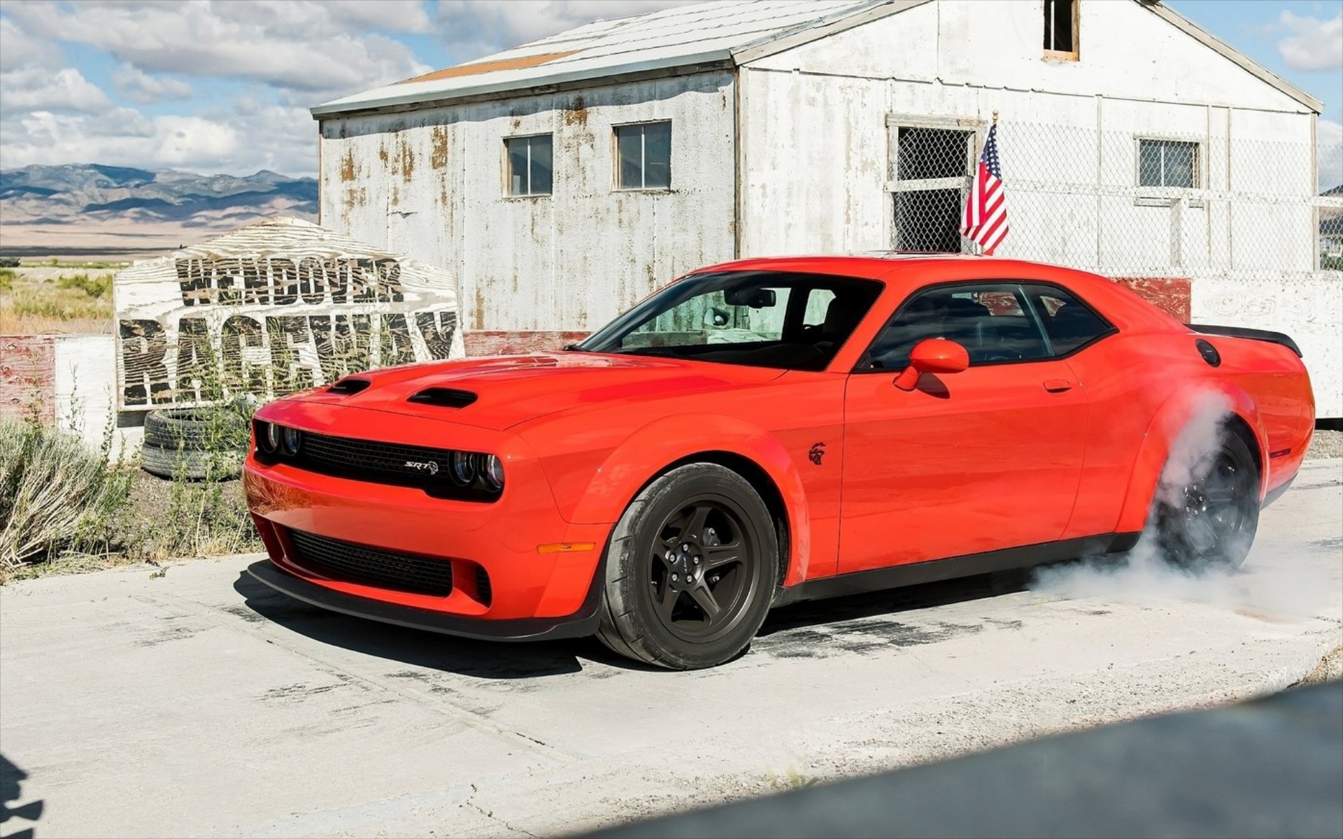 Η Dodge προσφέρει την καλύτερη δουλειά στον κόσμο με μισθό 150.000$