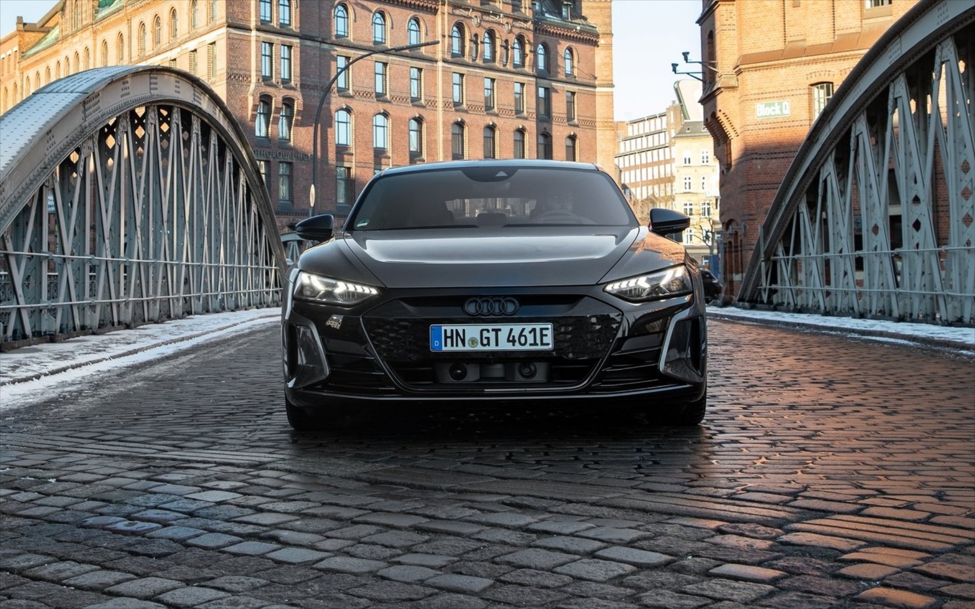 Το Audi που κοστίζει σχεδόν 150.000€ και δεν πληρώνει τέλη κυκλοφορίας 