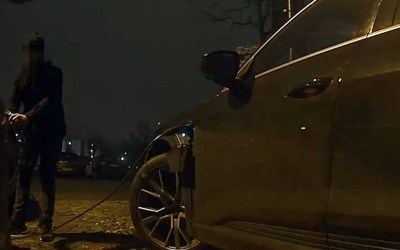 Οδηγός ενός Audi e-tron κλέβει φορτιστή από Tesla [Video]