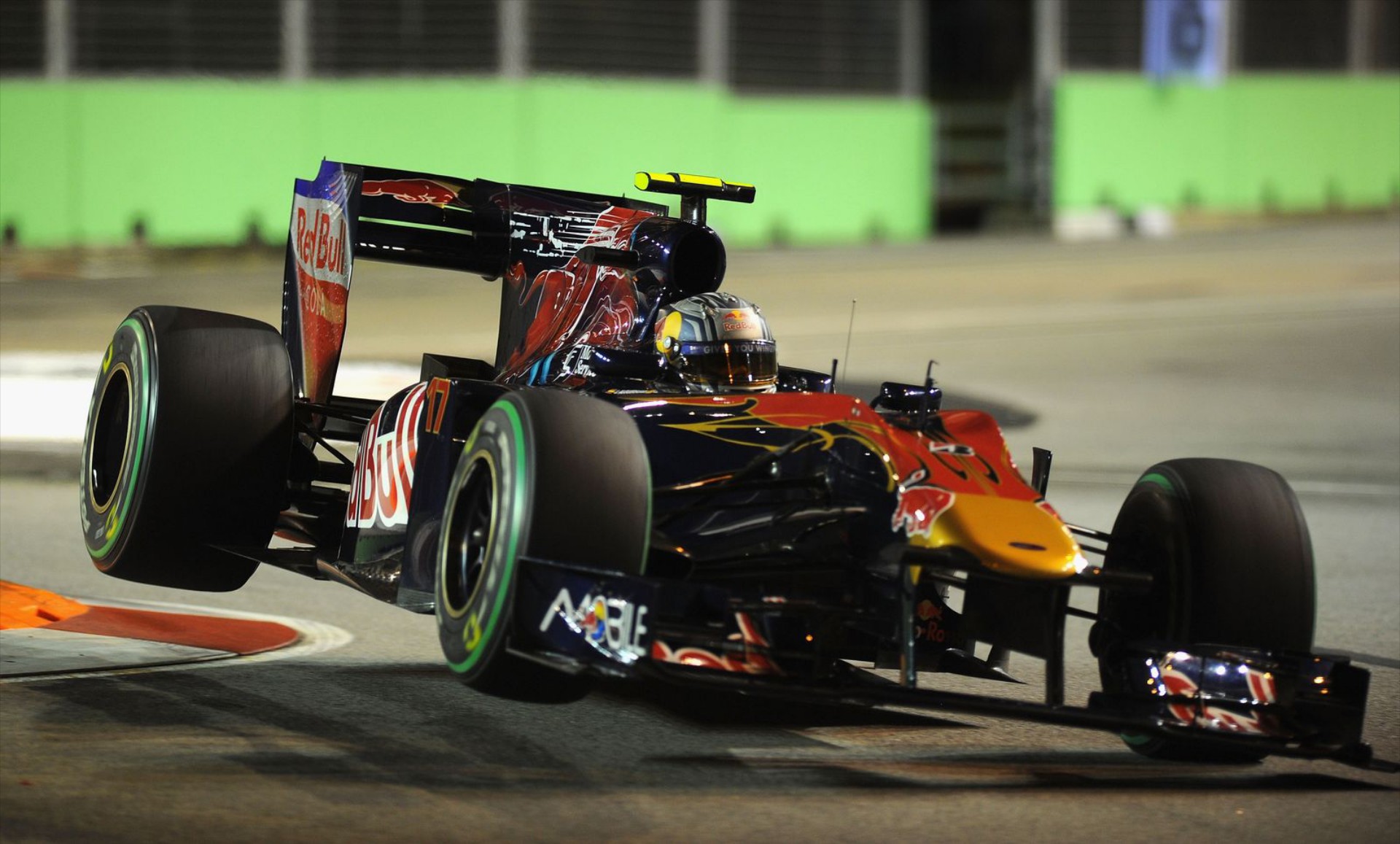 Δυο ειδήσεις για την Toro Rosso