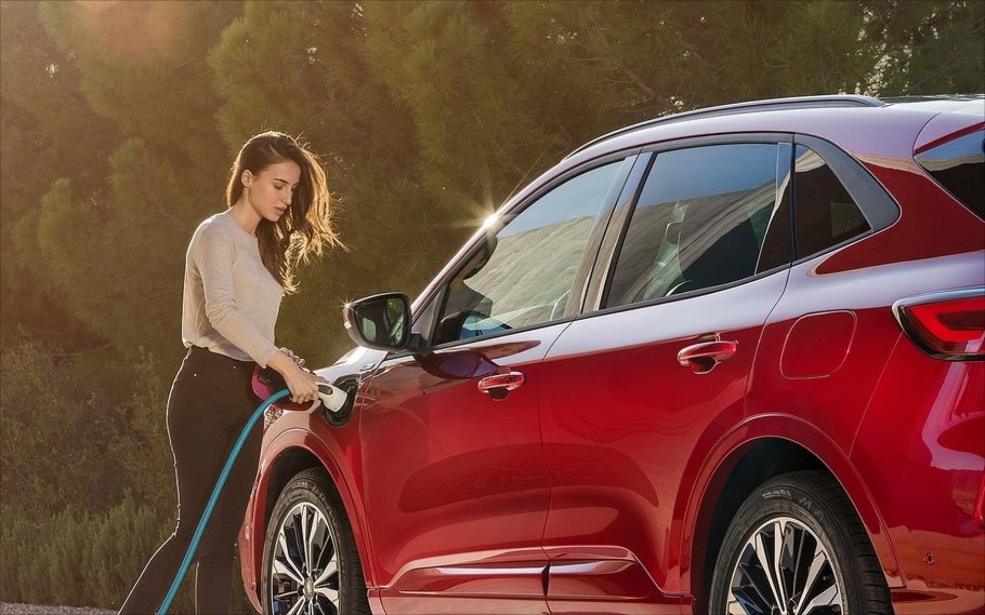 Ξέρεις ποιο είναι το Νο1 plug-in hybrid αυτοκίνητο στην Ευρώπη; 
