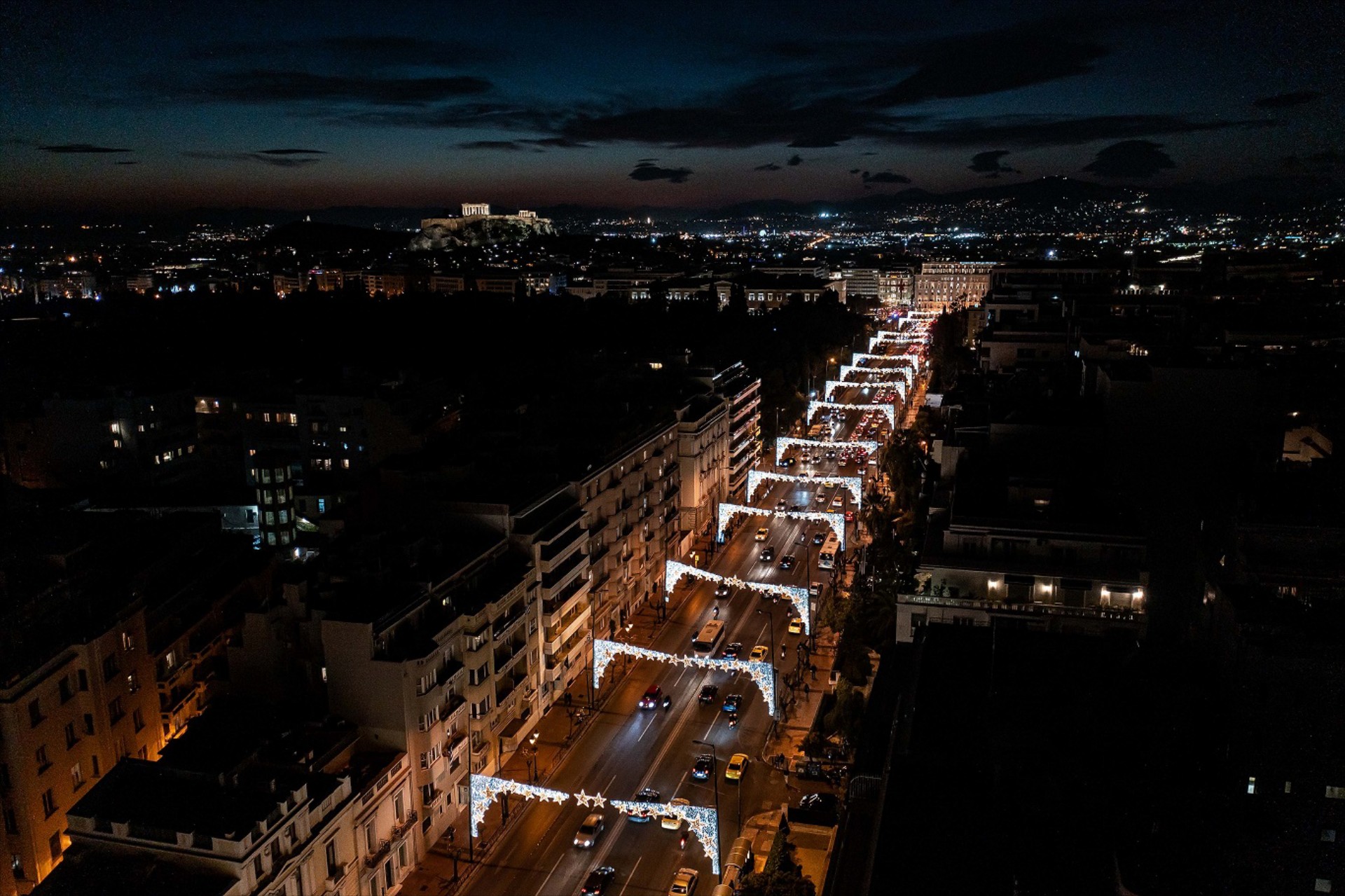 Μπαίνουν φώτα LED στις γέφυρες της Αττικής 