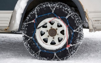 Μπορώ να κινηθώ με αλυσίδες σε καθαρή άσφαλτο; Για πόσο;