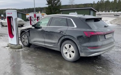 Άνοιξαν για όλα τα ηλεκτρικά οι Superchargers της Tesla; [video]