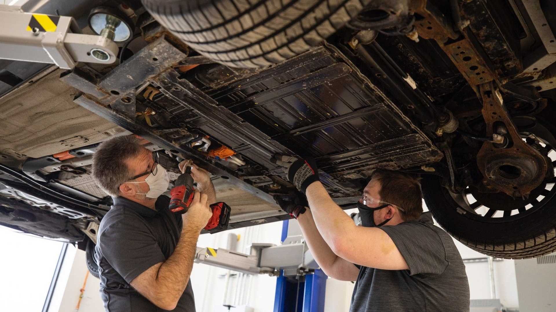 Tι συμβαίνει στις μπαταρίες των ηλεκτρικών μετά το τέλος της ζωής τους [Video]