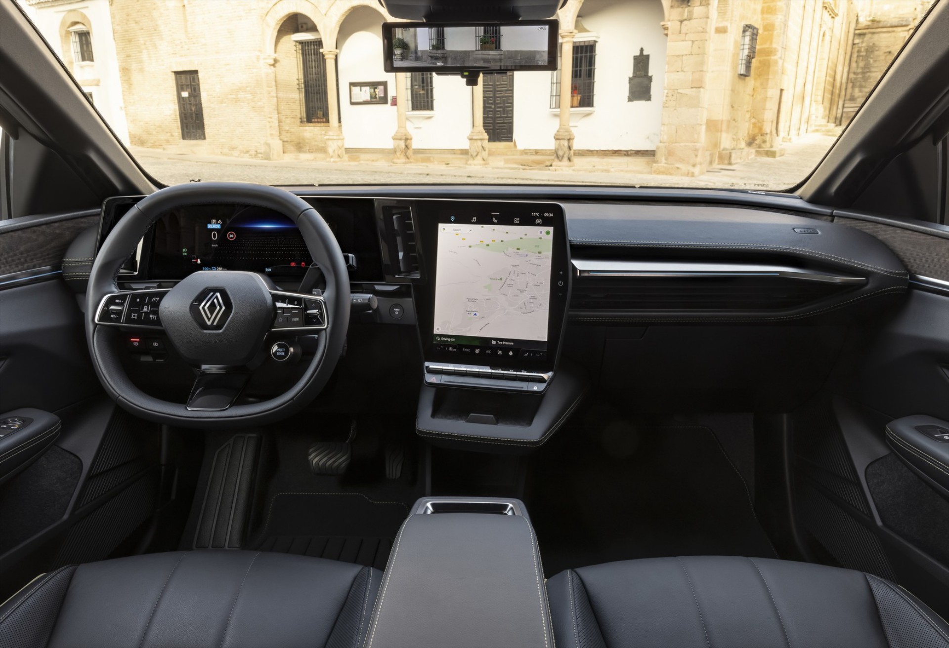 Ιδού τα συστήματα που κάνουν το νέο Renault Megane E-TECH Electric τόσο ασφαλές