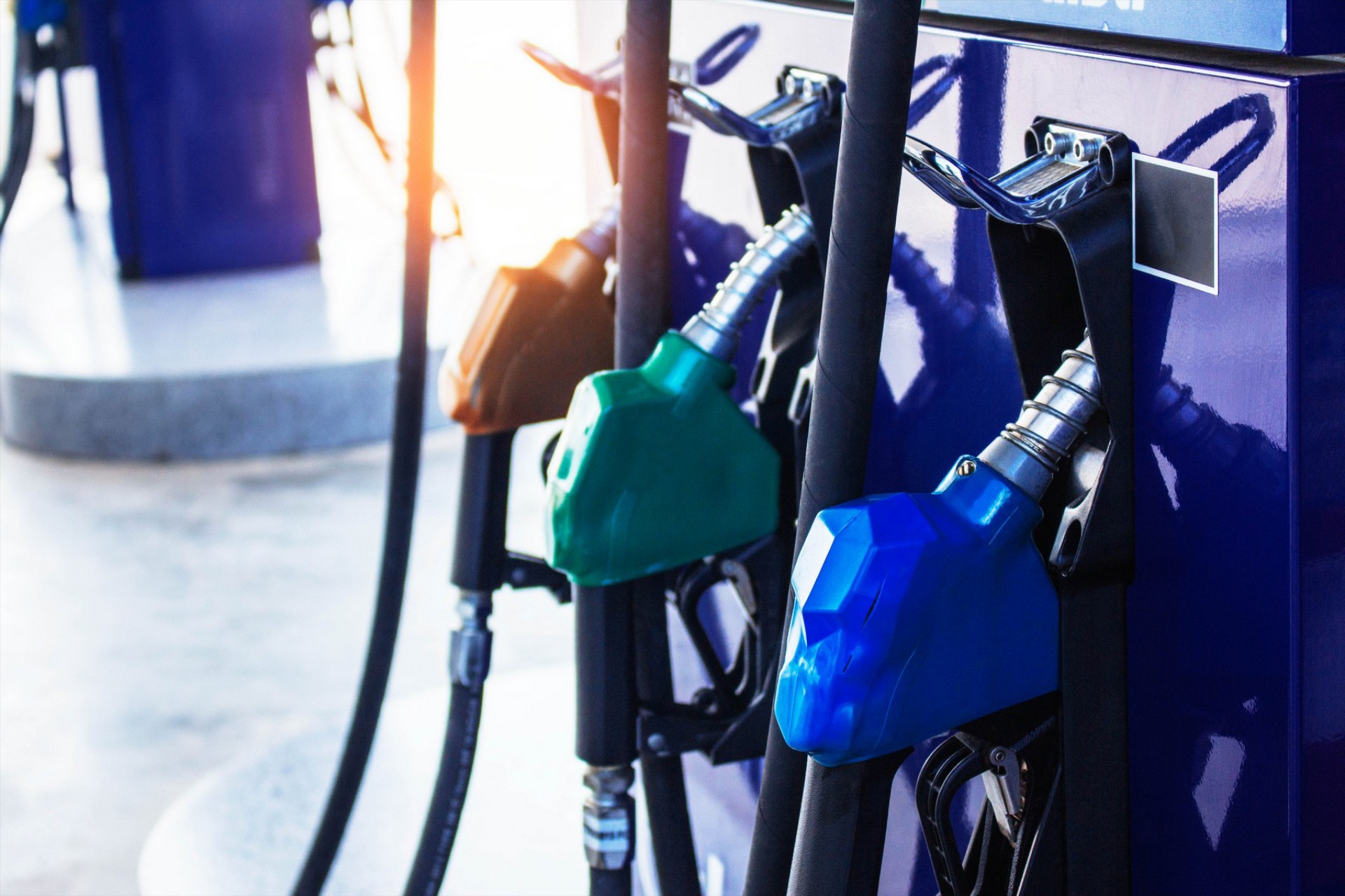 Eπιδότηση στη βενζίνη και το diesel – Ποιοι θα τη λάβουν;