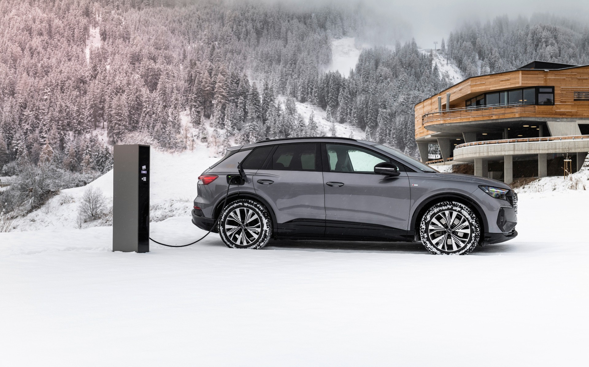 Ηλεκτρικά αυτοκίνητα: Πόσο μειώνεται η αυτονομία στο κρύο;