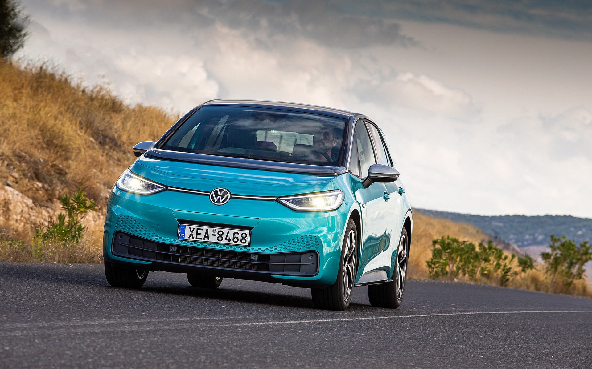 Κάνουμε 3 ταξίδια 1.000 km με ηλεκτρικό αυτοκίνητο!