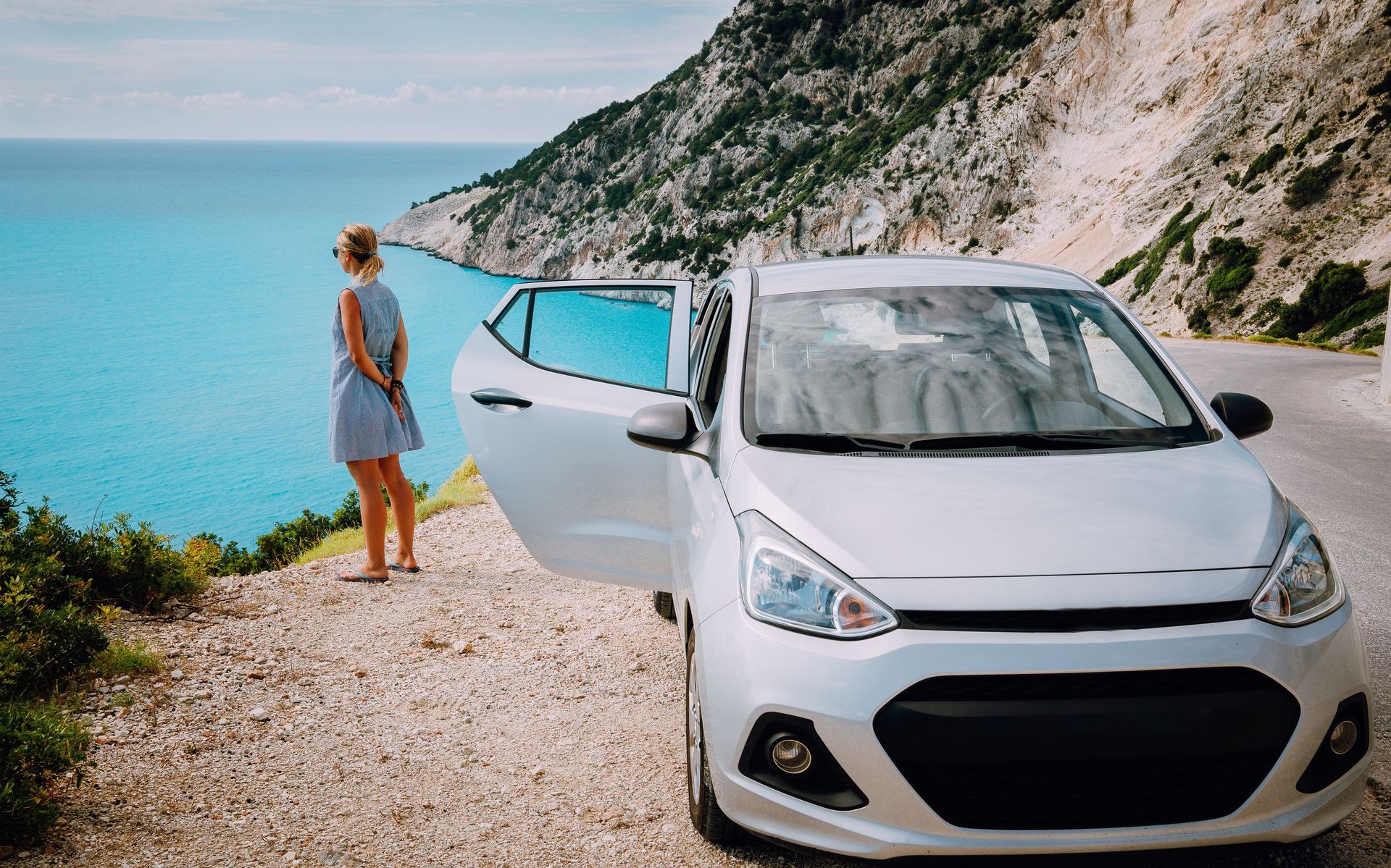 Μεγαλώνει το όριο ηλικίας στα rent a car - Πρόσεξε τι θα νοικιάσεις!