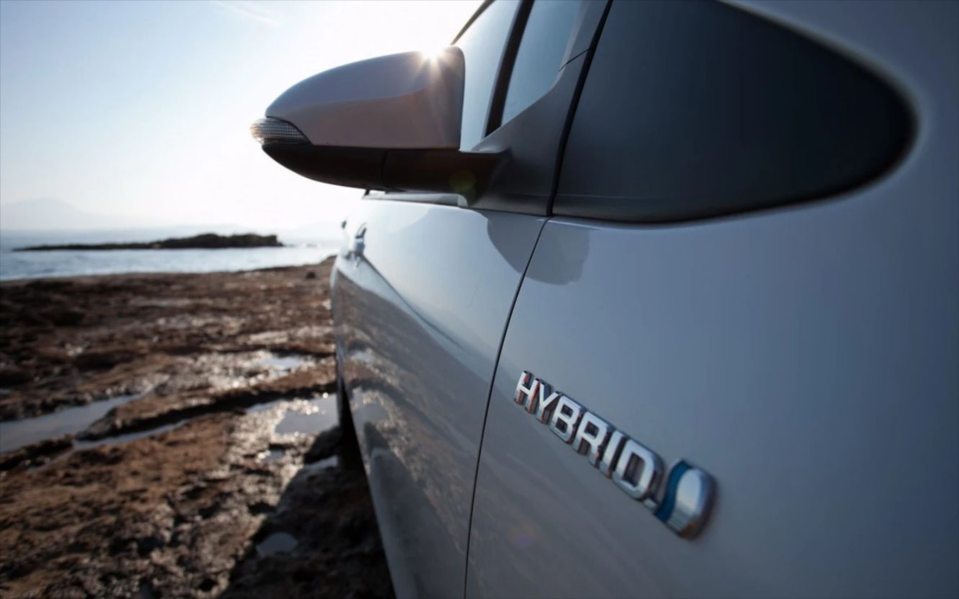 Υβριδικός πόλεμος: Τα 5 μεταχειρισμένα υβριδικά που παίρνεις με 15.000 €