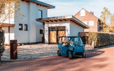 Squad: To micro car που φορτίζει από τον ήλιο [video]