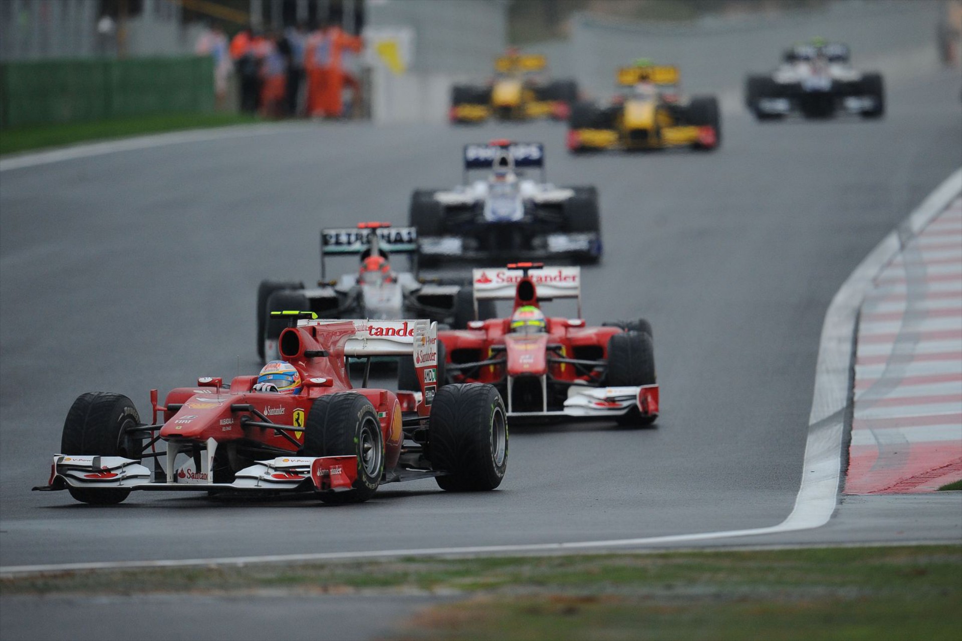 F1: Ψυχραιμία παιδιά, λένε στην Ferrari