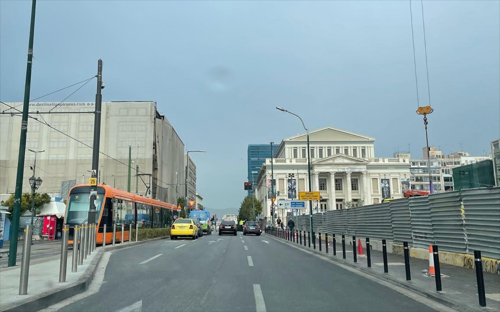 Αλλάζει πρόσωπο ο Πειραιάς: 6 εκατ. ευρώ για δρόμους και πεζοδρόμια