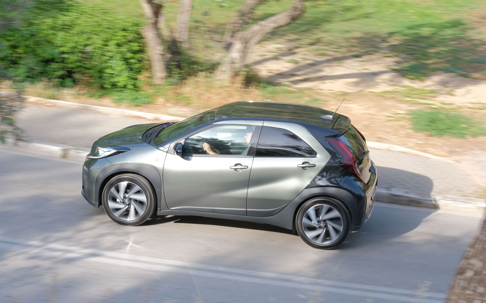 Toyota Aygo 2022: Αξίζει η βασική έκδοση των 14.370 €;