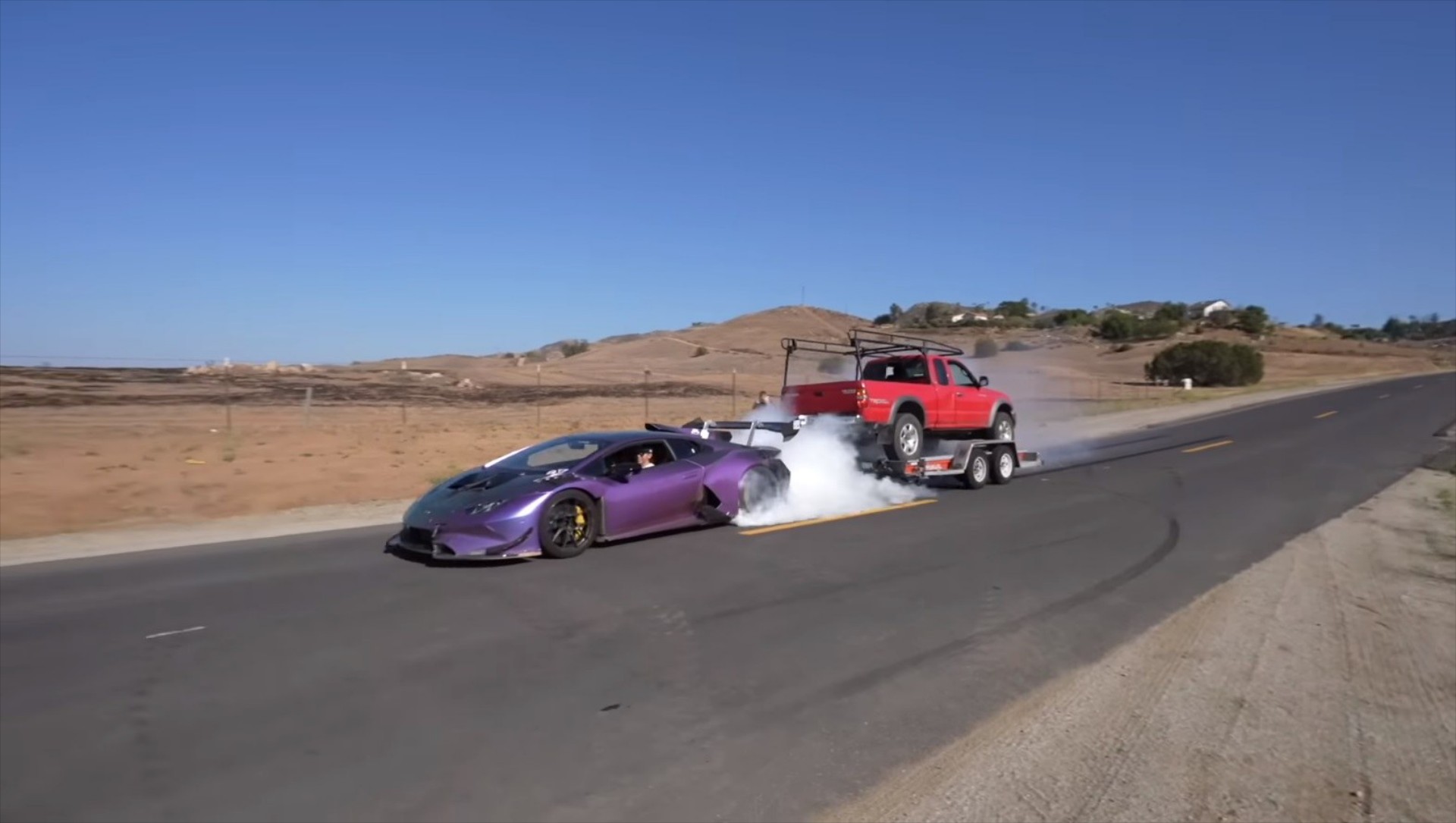 Video: Γίνεται να ρυμουλκήσεις τρέιλερ με Lamborghini Huracan;