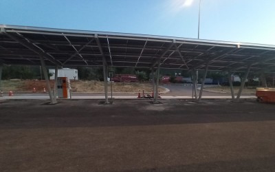 Μπήκε ο πρώτος ταχυφορτιστής στον Σείριο - Δείτε φωτογραφίες