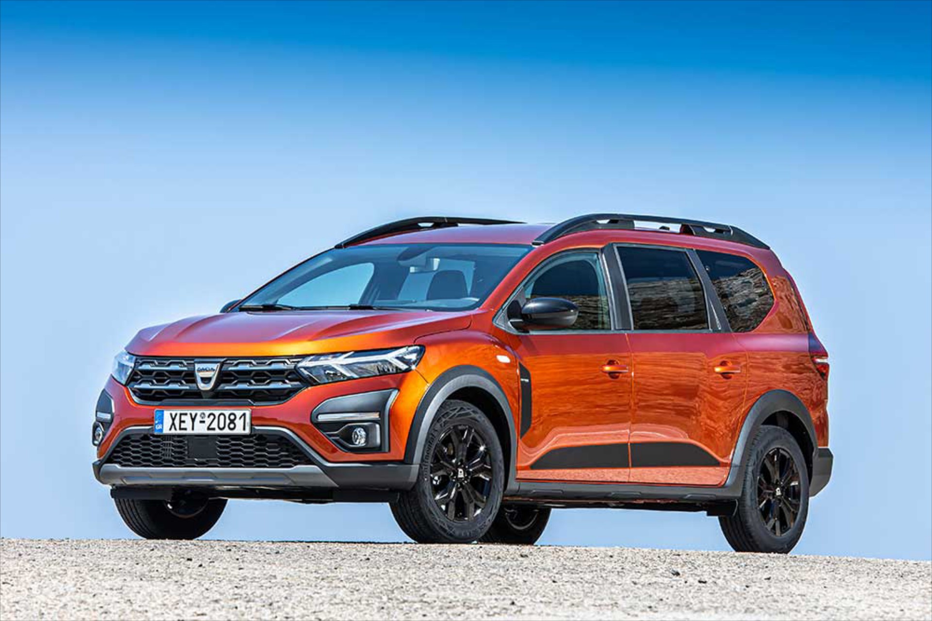 Στην Ελλάδα το Dacia Jogger - Πώς είναι από κοντά το φθηνότερο 7θέσιο;