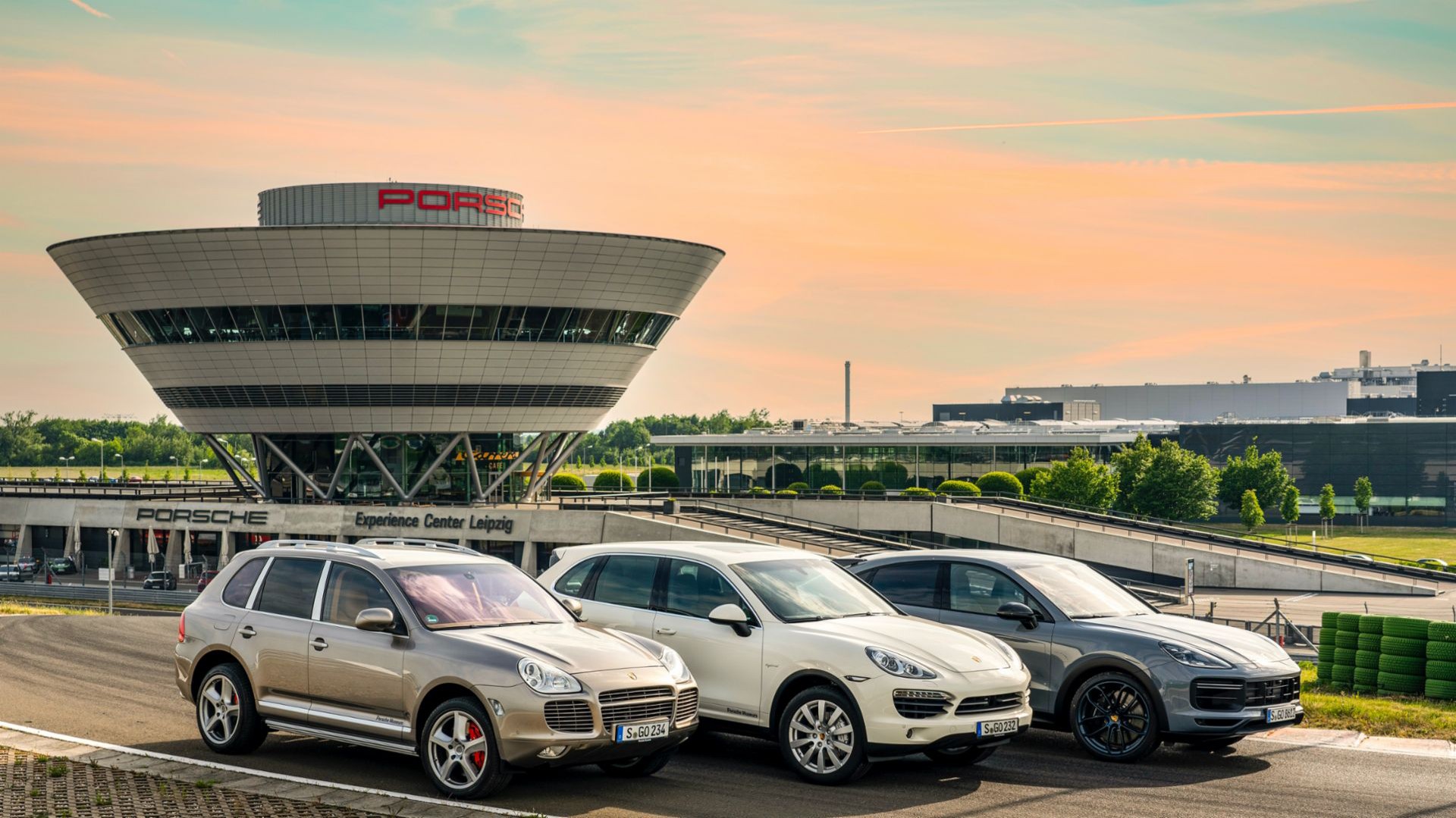 Porsche Cayenne: Το SUV που έσωσε την εταιρεία από τη χρεωκοπία