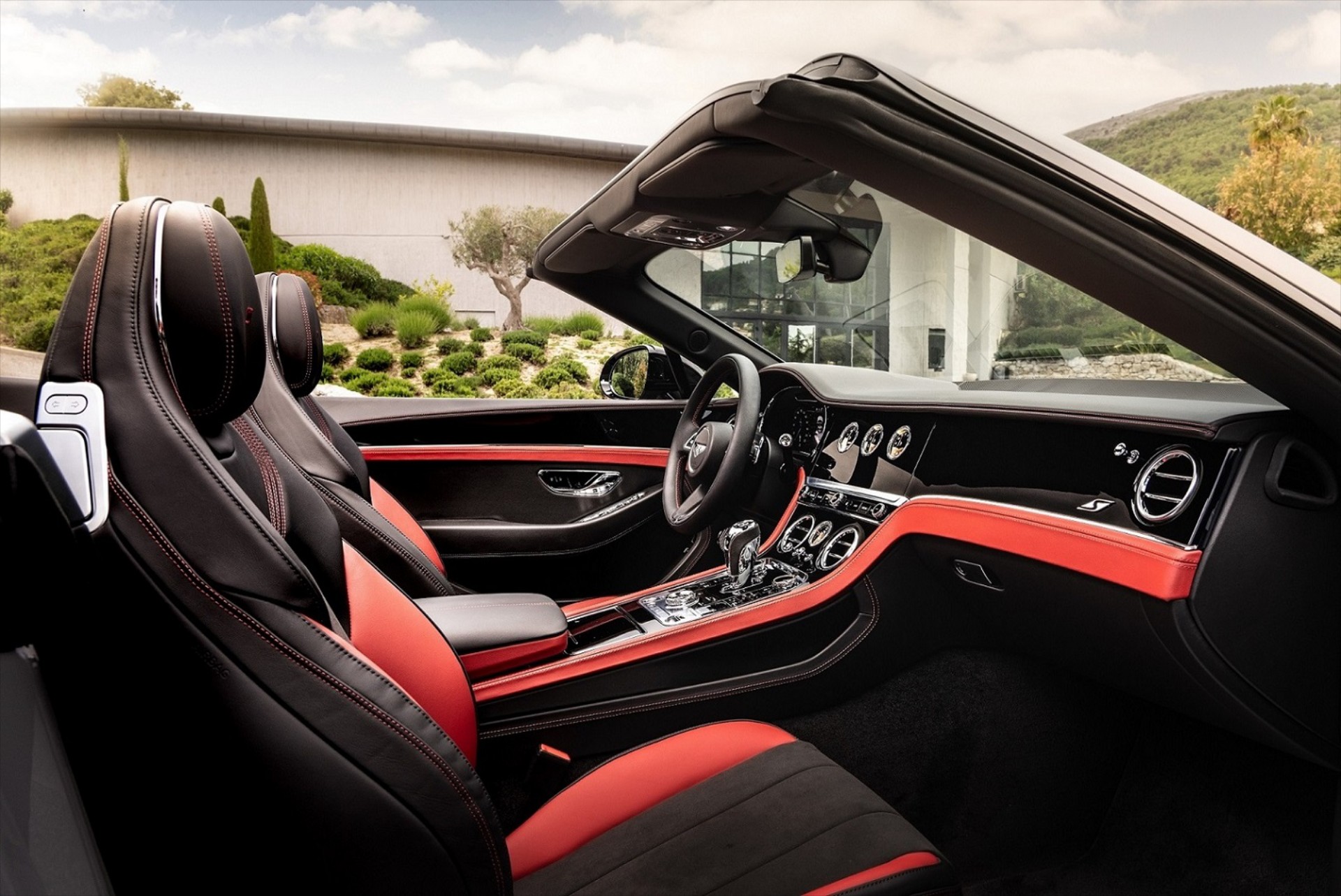 Νέα Bentley Continental GT S: Μπορεί να είναι πολυτελής και σπορ;