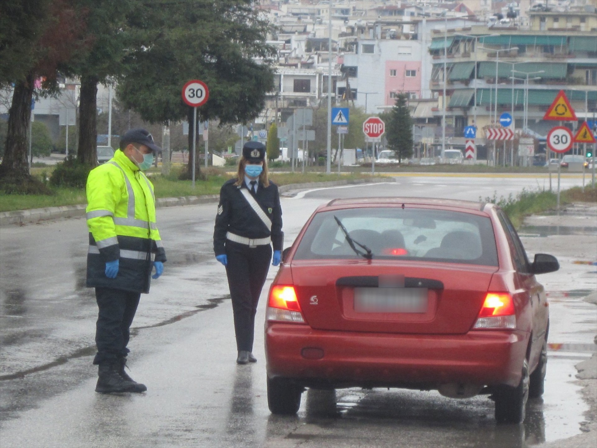 Η αστυνομία κόβει 3.500 κλήσεις/ημέρα: Ποια είναι η πρώτη περιοχή σε παραβάσεις