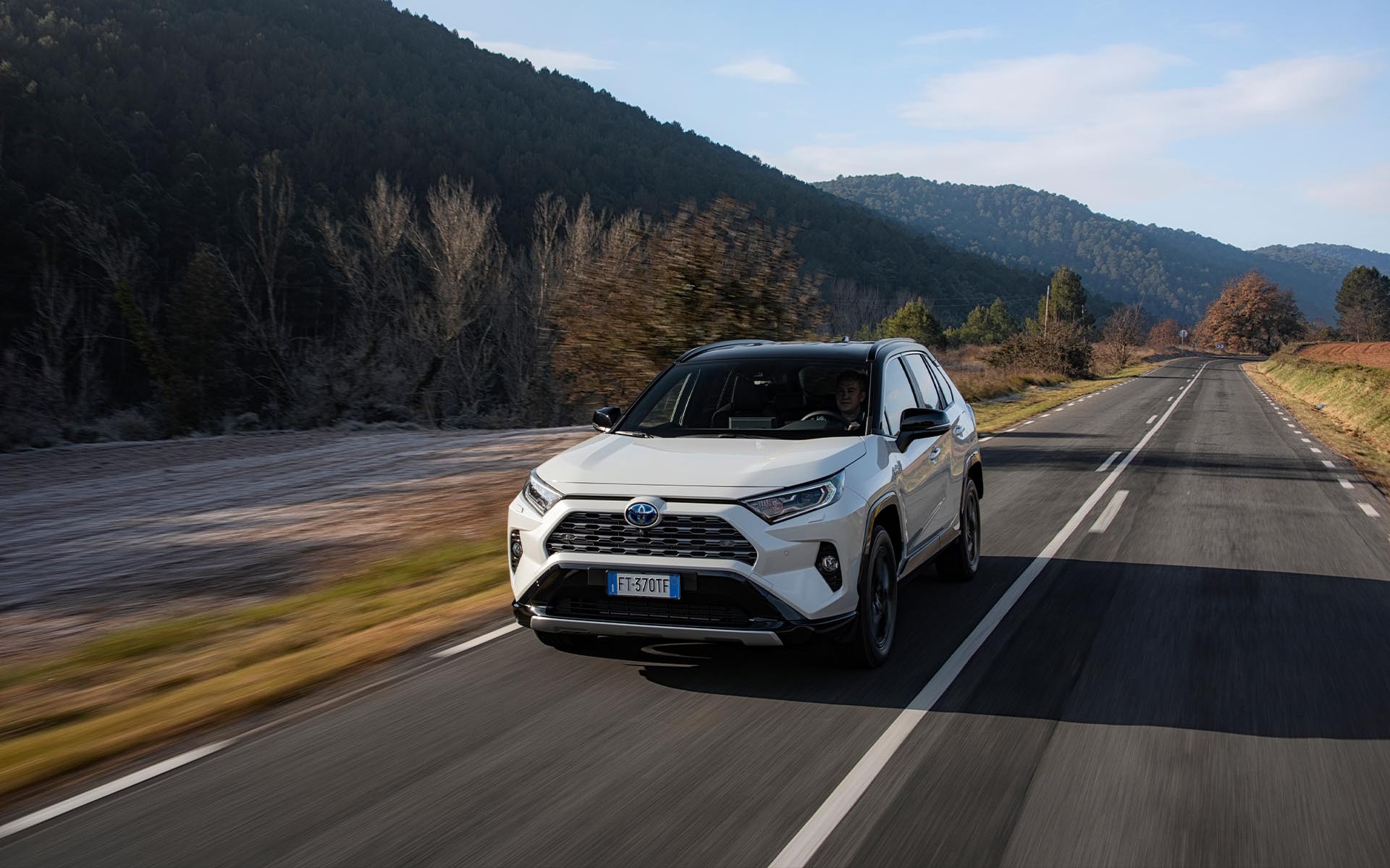 To Toyota RAV4 με έκπτωση 2.000 € - Δείτε τιμές!