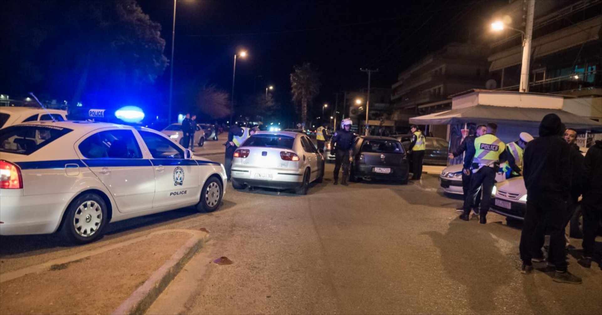 Νέα μεγάλη έφοδος της αστυνομίας στην παραλιακή – Πήρε πινακίδες και διπλώματα 