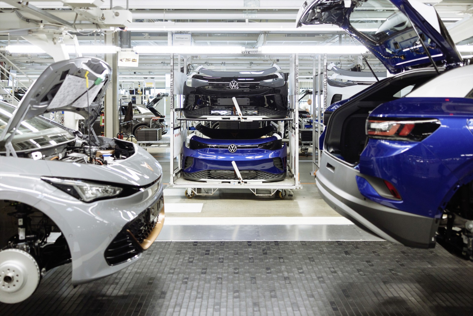 Volkswagen: Τέλος η εξάρτηση από την Κίνα – Ρίχνει 20 δισ. € στην Ευρώπη