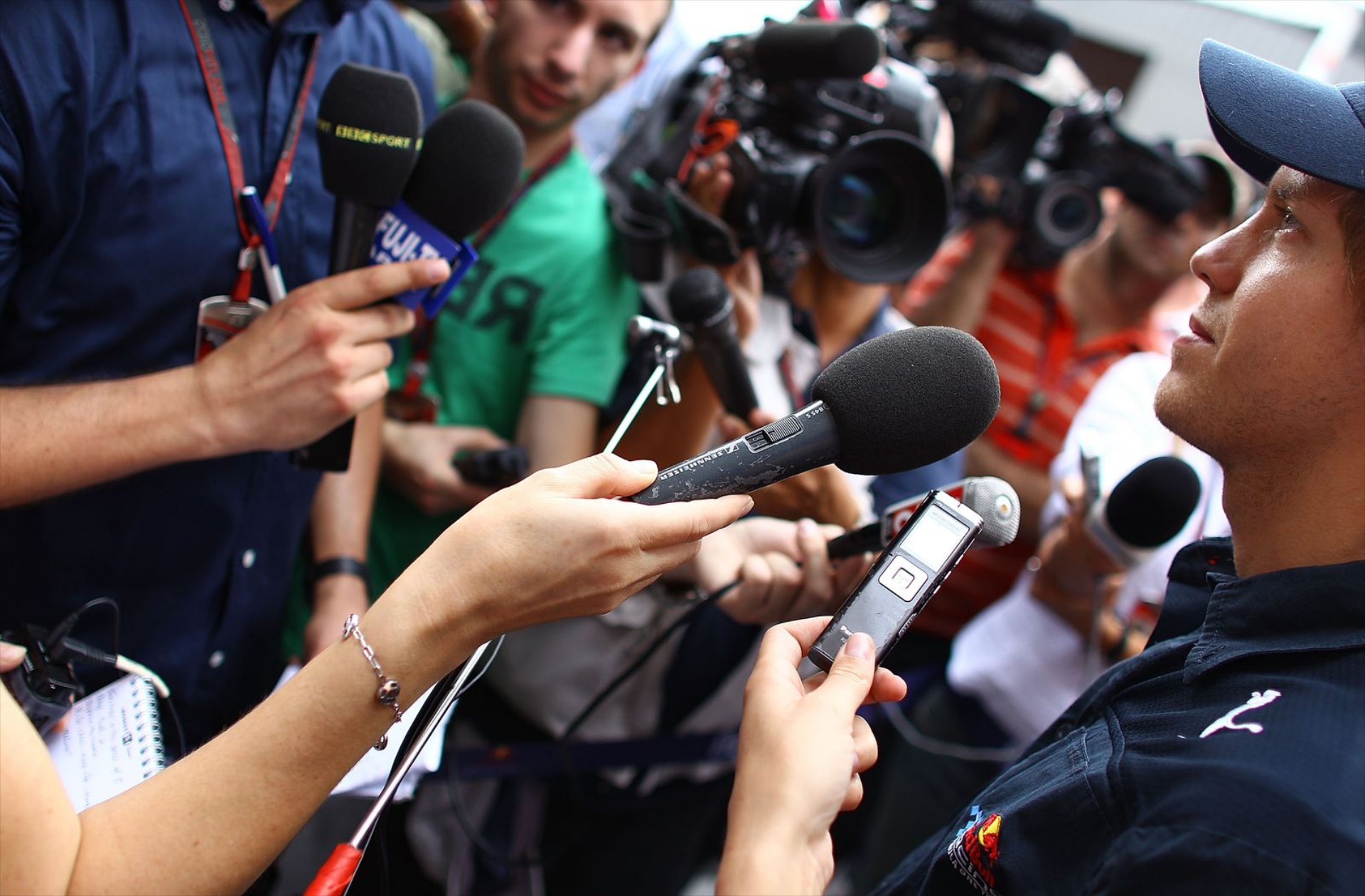 F1: Τα πρώτα ελεύθερα στον Vettel