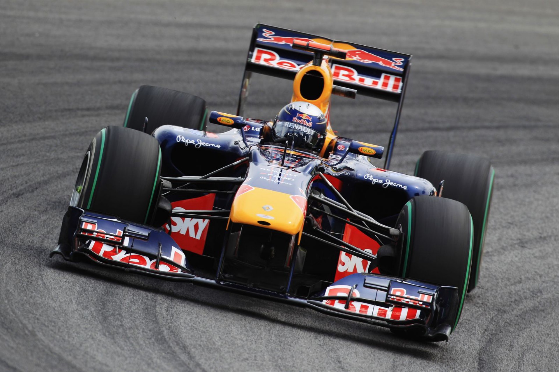 F1: Πρωταθλήτρια η Red Bull Racing, νικητής ο Sebastian Vettel