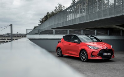 Το Toyota Yaris βγαίνει σε... 17 εκδόσεις – Ποια είναι η ιδανική για σένα;