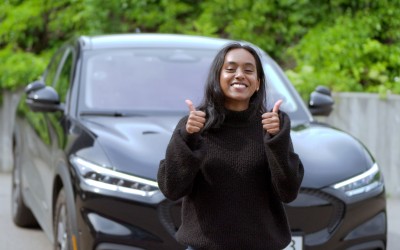 Σχολές οδηγών κάνουν μαθήματα με Ford Mustang Mach-E [Video]