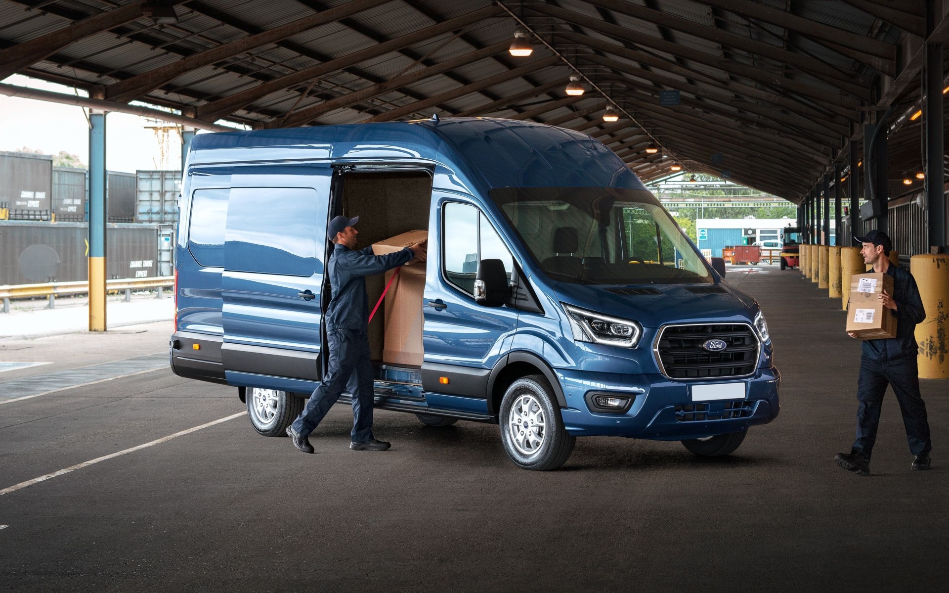 Επαγγελματικό van: Leasing vs αγορά – Τι συμφέρει περισσότερο;