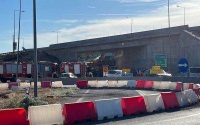 Έπεσε γέφυρα στα Μέγαρα – Δύο τραυματίες – Τι συνέβη