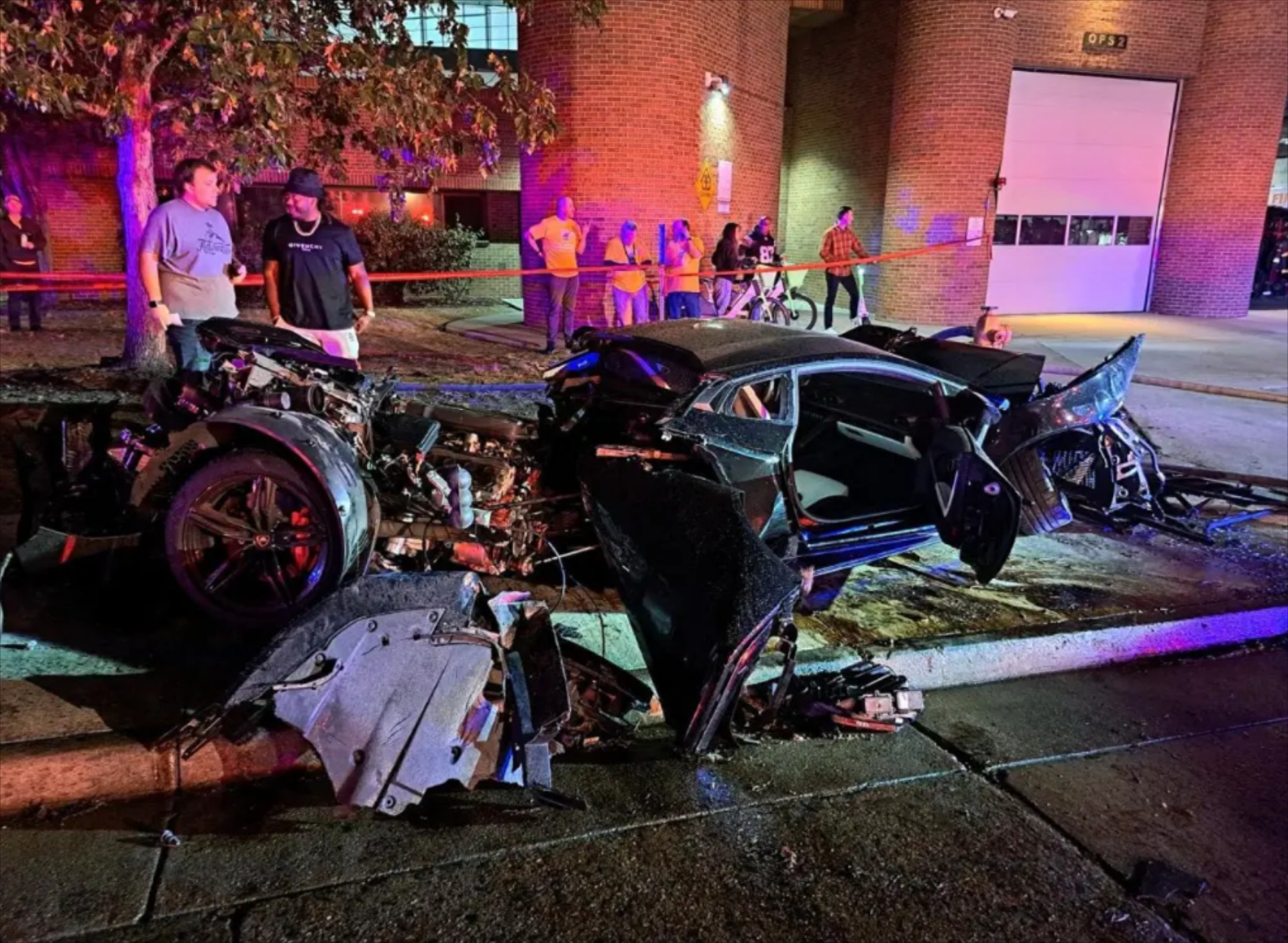 Οδηγοί Lamborghini κάνουν κόντρα και τρακάρουν μεταξύ τους [video]