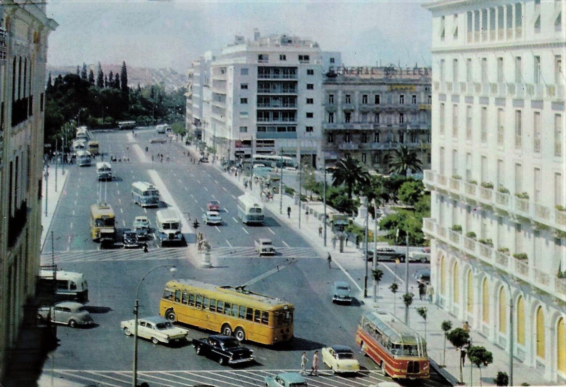 Απίστευτο Video: Βόλτα στους δρόμους της Αθήνας του 1960