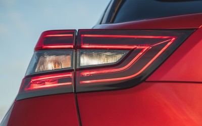 Υβριδικό crossover με 145 ίππους, κατανάλωση 5,1 lt/100 km και μηδενικά Τέλη – Ποιο είναι;